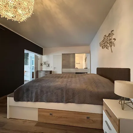 Апартаменты Fuer Familien Und Geschaeftsreisende Маркранштедт