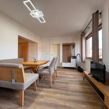Апартаменты Fuer Familien Und Geschaeftsreisende Маркранштедт