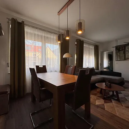 Fuer Familien Und Geschaeftsreisende Маркранштедт