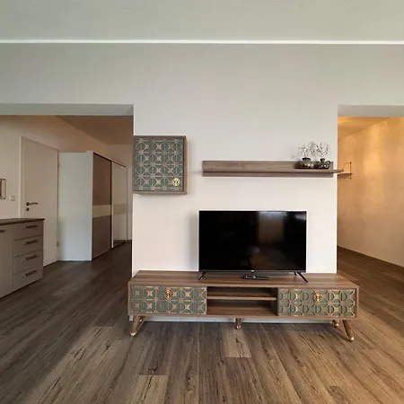 Fuer Familien Und Geschaeftsreisende *