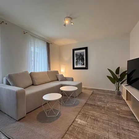 Bw Living - Schoenauer Strasse 아파트